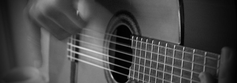 http://www.grooveacademy.ca/wp-content/uploads/2019/08/Groove-Academy-Guitar1.jpg